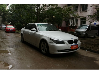 2009款 523Li 领先型