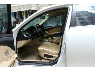 2009款 523Li 领先型
